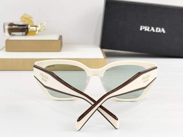 Picture of Prada Sunglasses _SKUfw76324579fw
